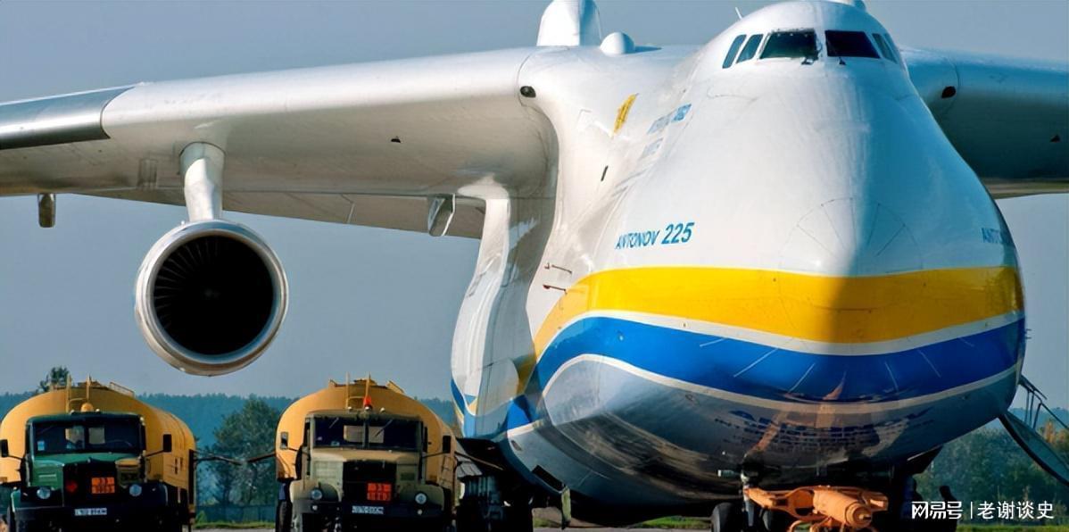 乌克兰那架被炸毁的安225，到底去哪了？果真被某大国打包带走？